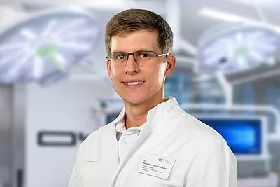 Dr. Sebastian Reichenbacher
